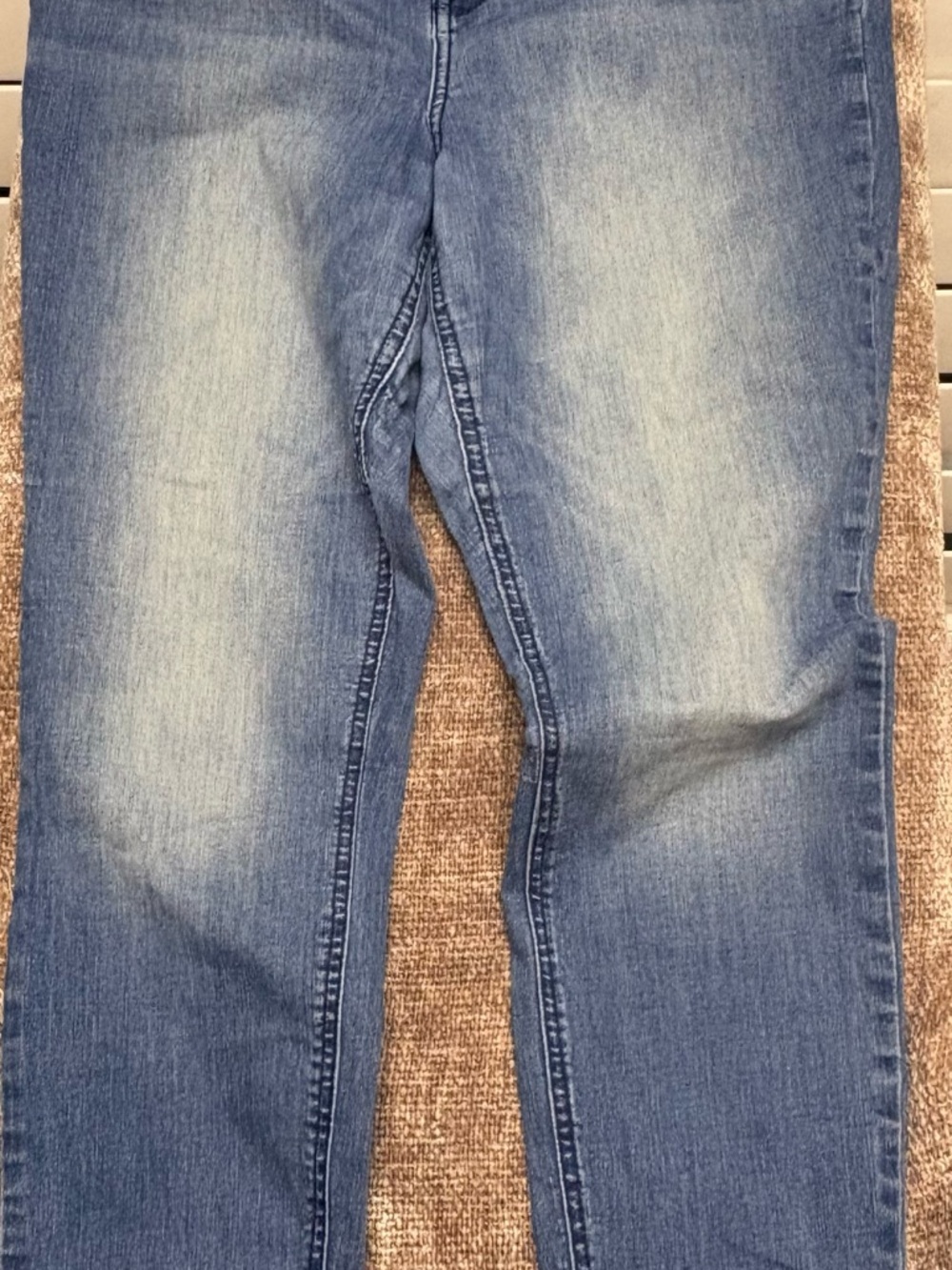 Simply Vera Vera Wang Skinny Jeans Woman Size 16r Light Wash Mid Rise Denim